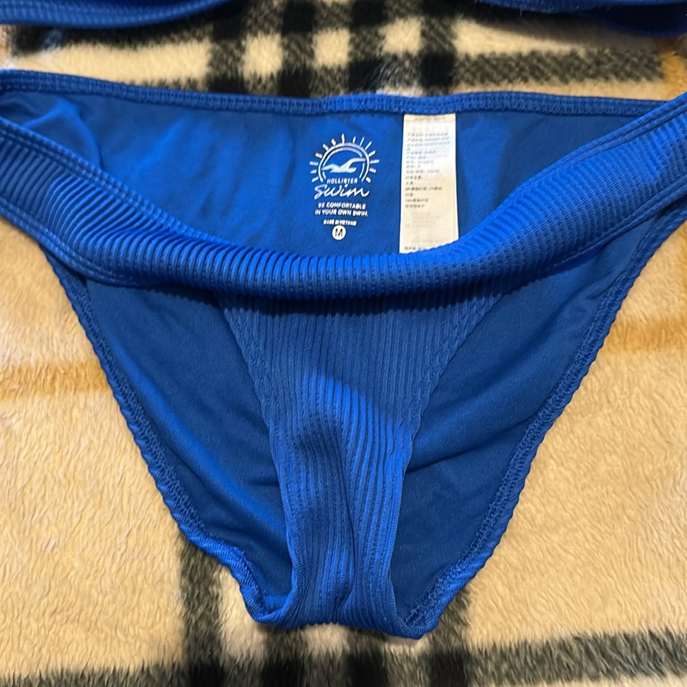 Blue Ribbed Bikini Set - Picture 2 of 5